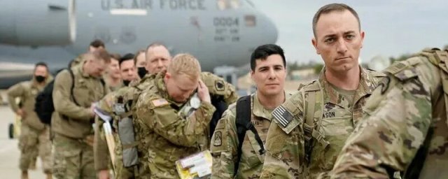 Глава Пентагона Остин поручил отправить дополнительно 3 тысячи военнослужащих США в Польшу